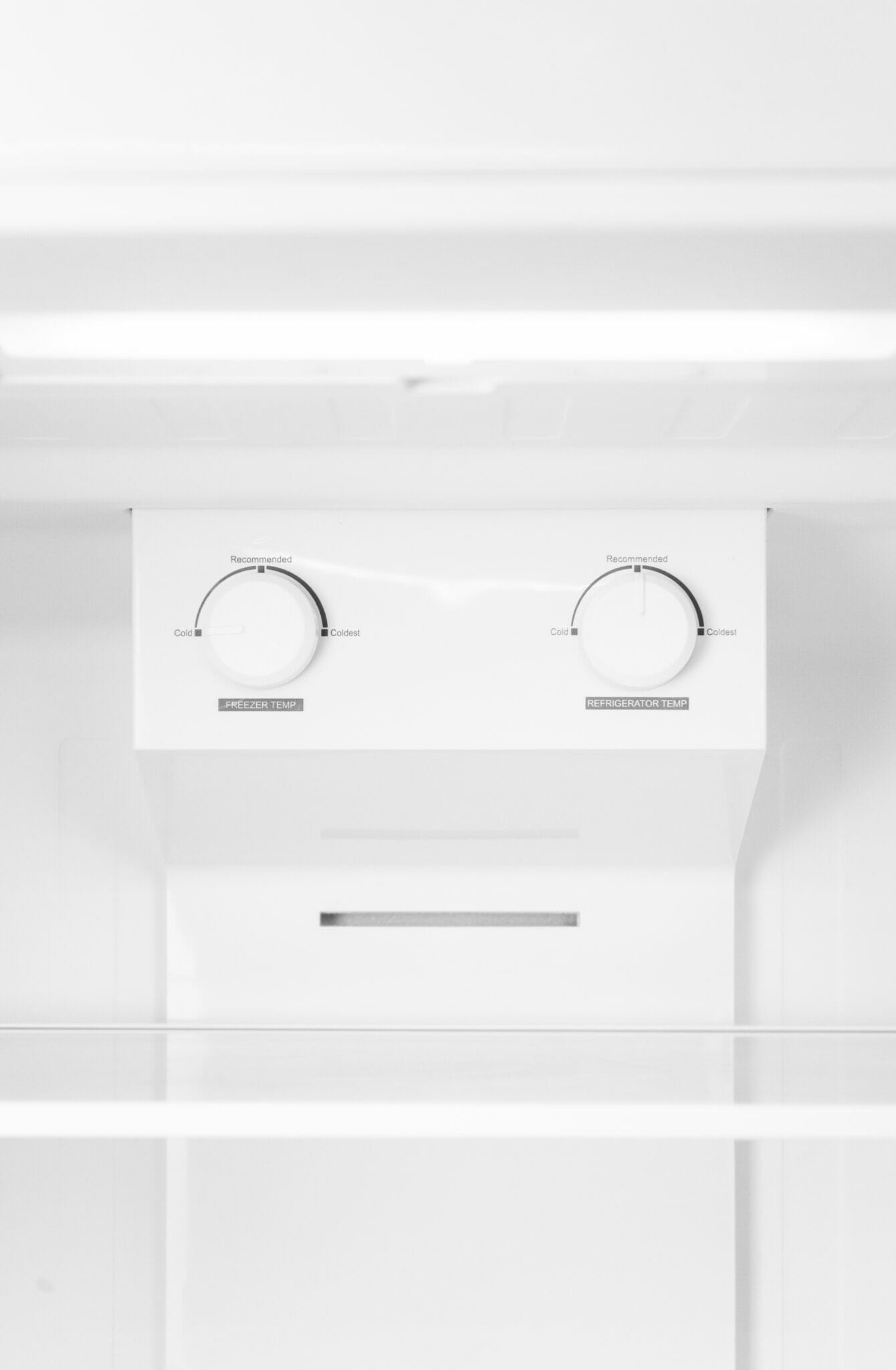 Danby 14.2 cu. ft. Apartment Size Fridge Top Mount in Stainless Steel